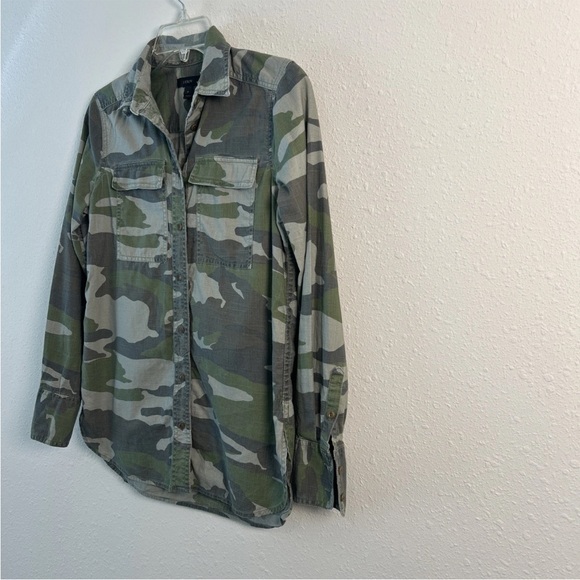 J.Crew Women’s Utility Military Camo Shirt Button Down Green Gray Size 0 Boy Fit - Picture 4 of 10